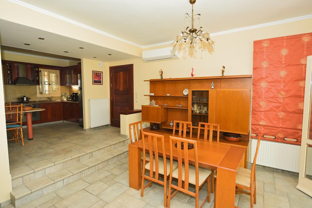 Antonia Beachfront Villa Lefkimmi  Exterior foto